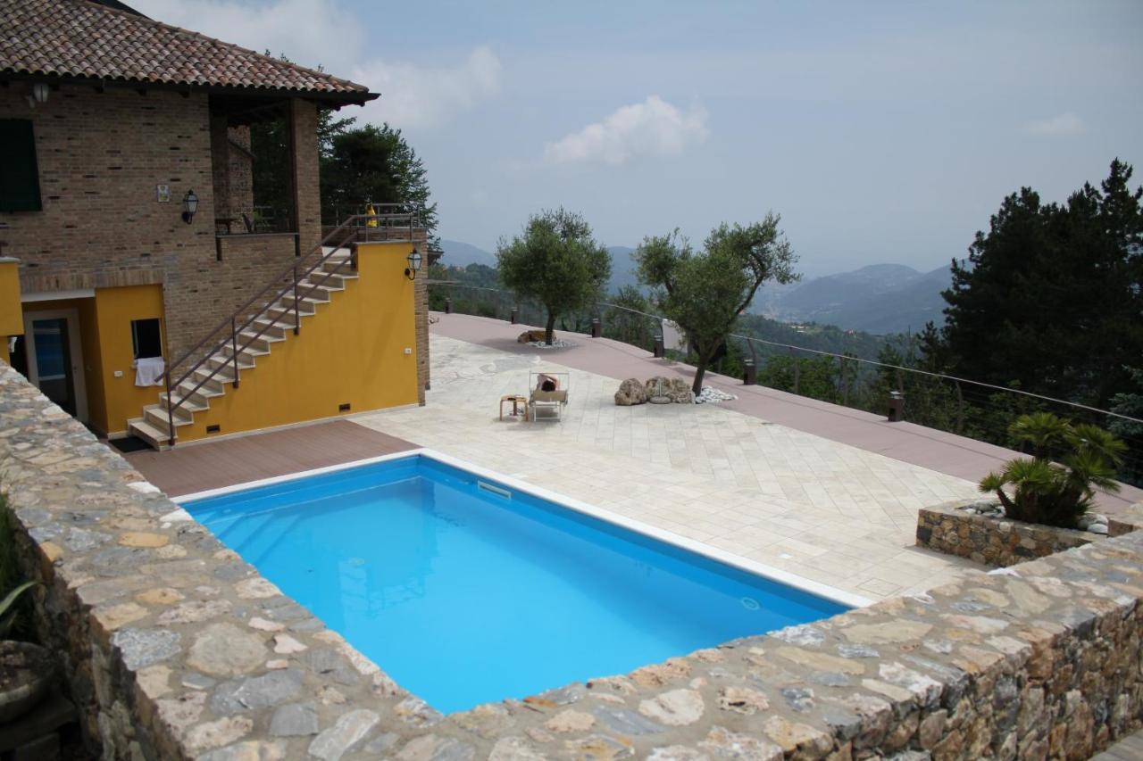 Rivierarent Villa Pina Magliolo Exterior foto