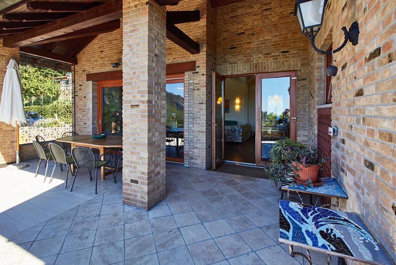 Rivierarent Villa Pina Magliolo Exterior foto